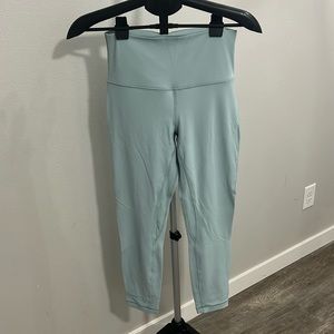 Lululemon HR double lined 25 in legging. Size 8
